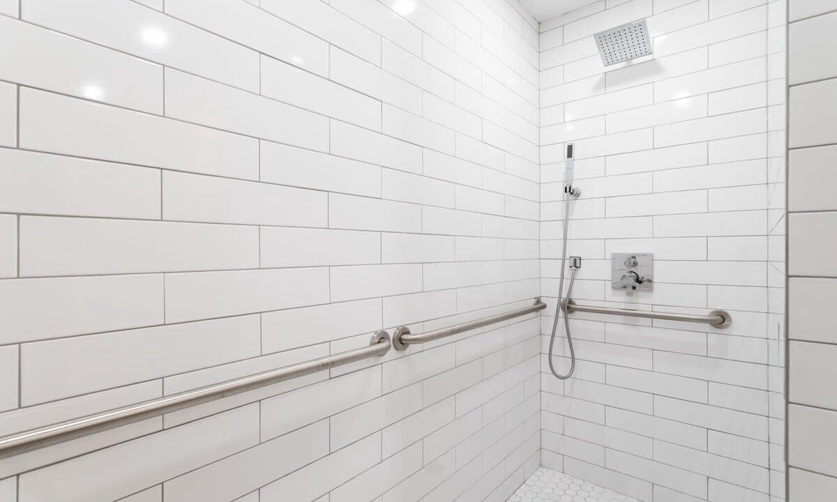 Photo of Bathroom in Center City East