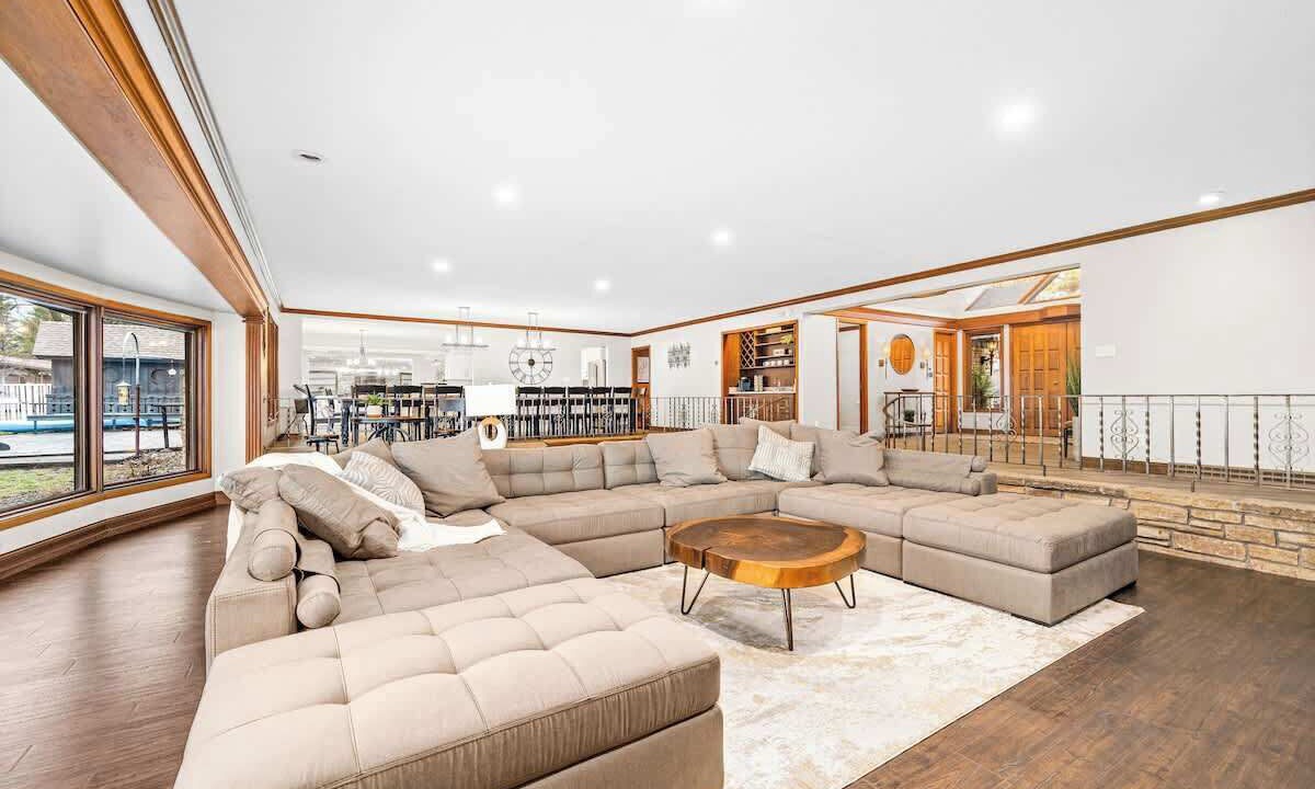Photo of Livingroom in Billings Park