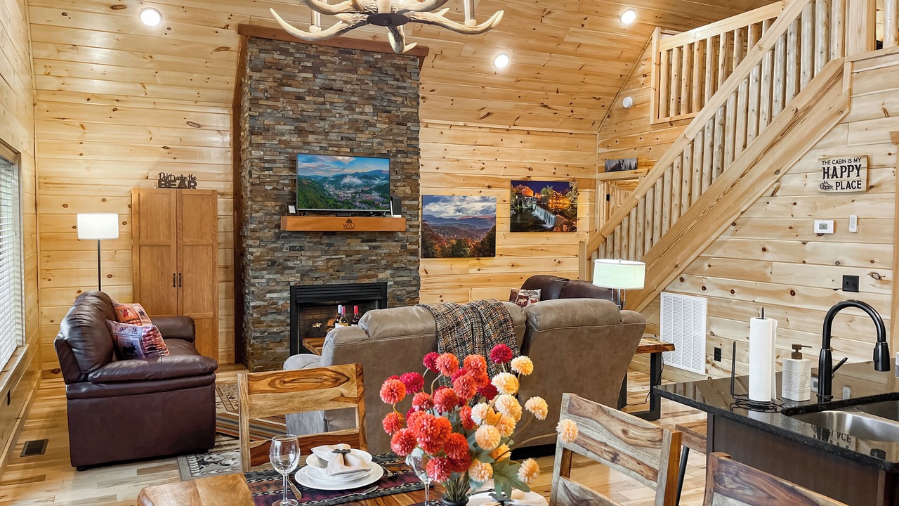 Photo of Livingroom in White Oak Lodge