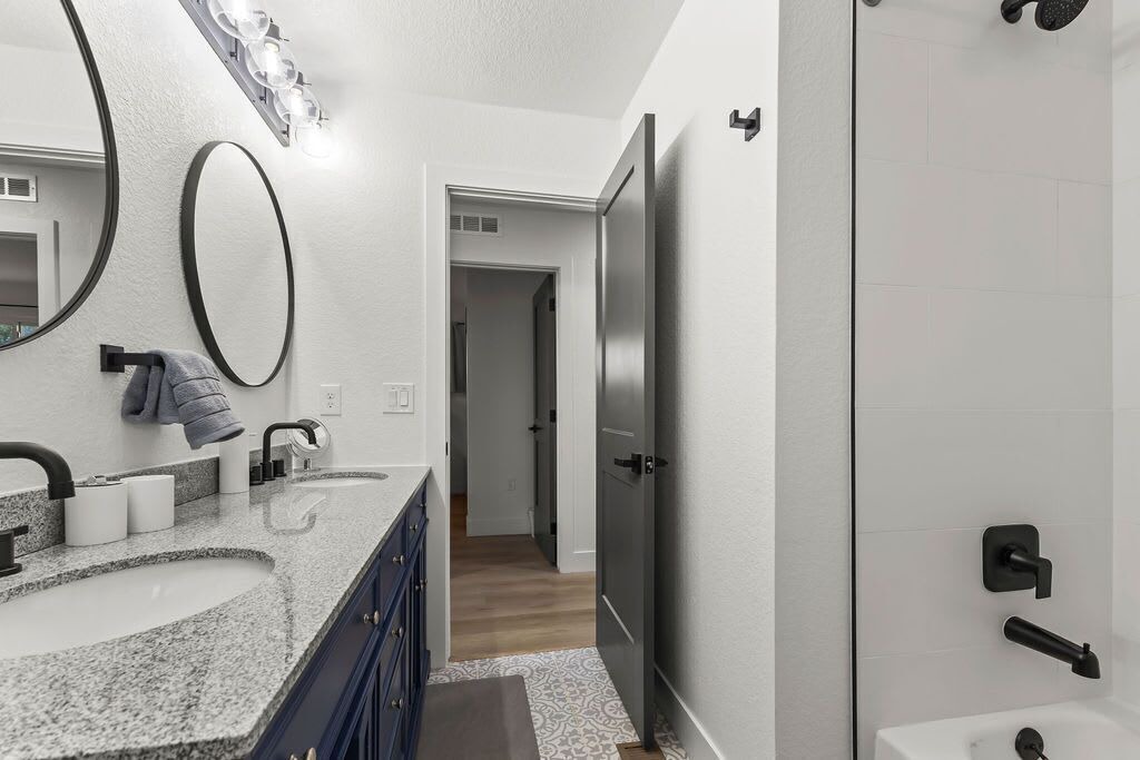 Photo of Bathroom in Arvada Plaza Area