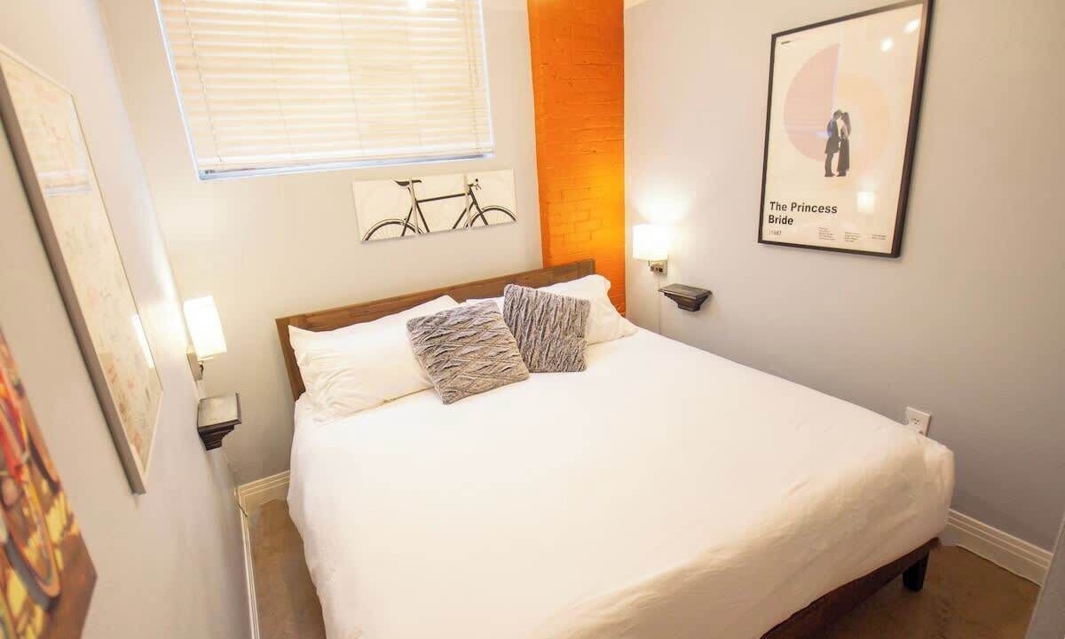 Photo of Bedroom in Cole