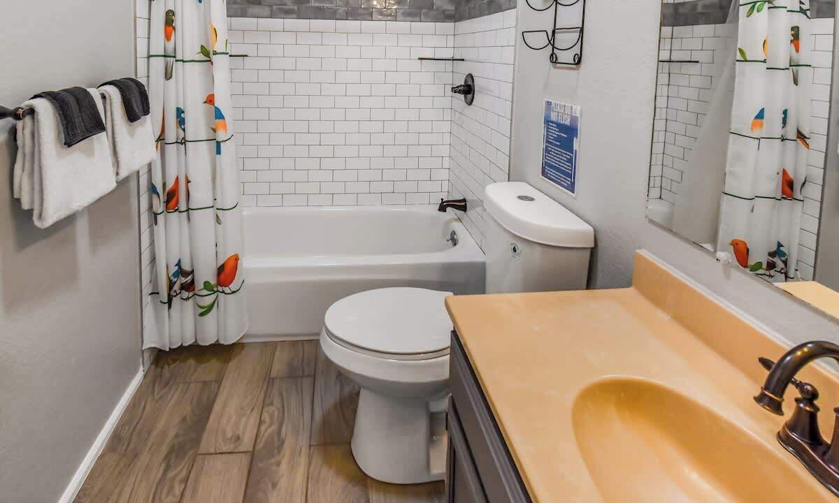 Photo of Bathroom in Dupont