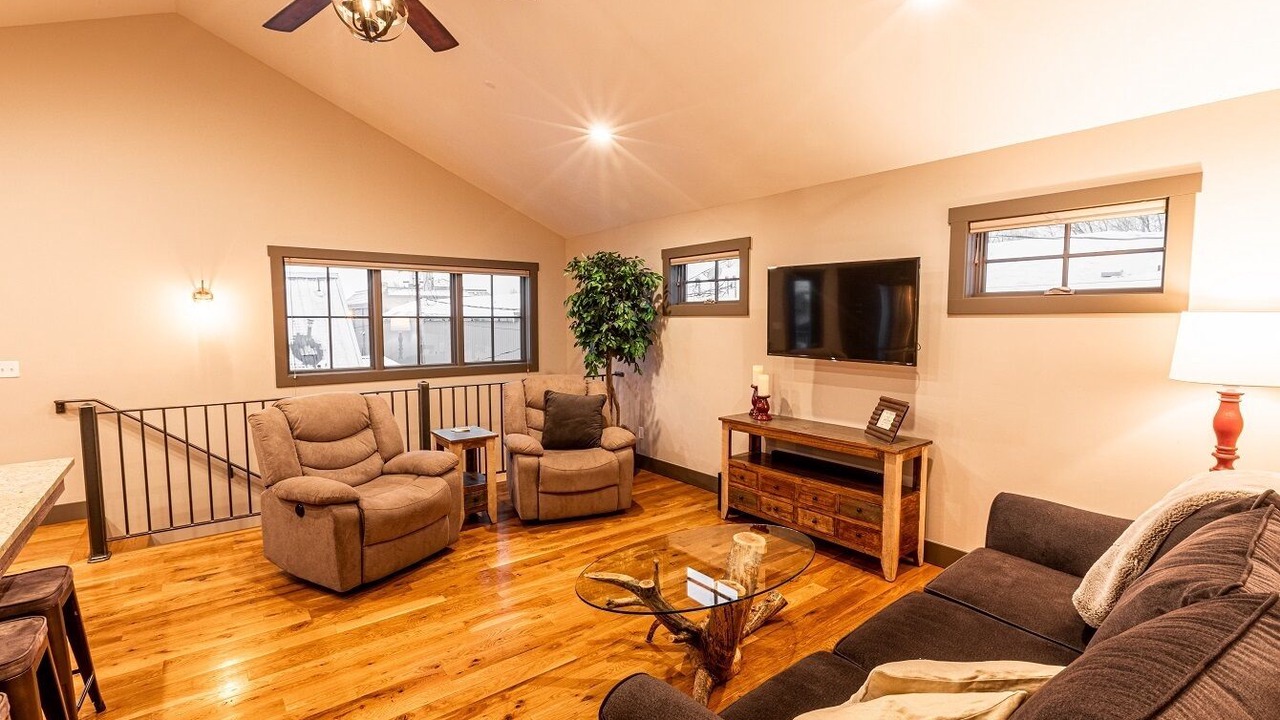 Photo of Livingroom in Gunnison
