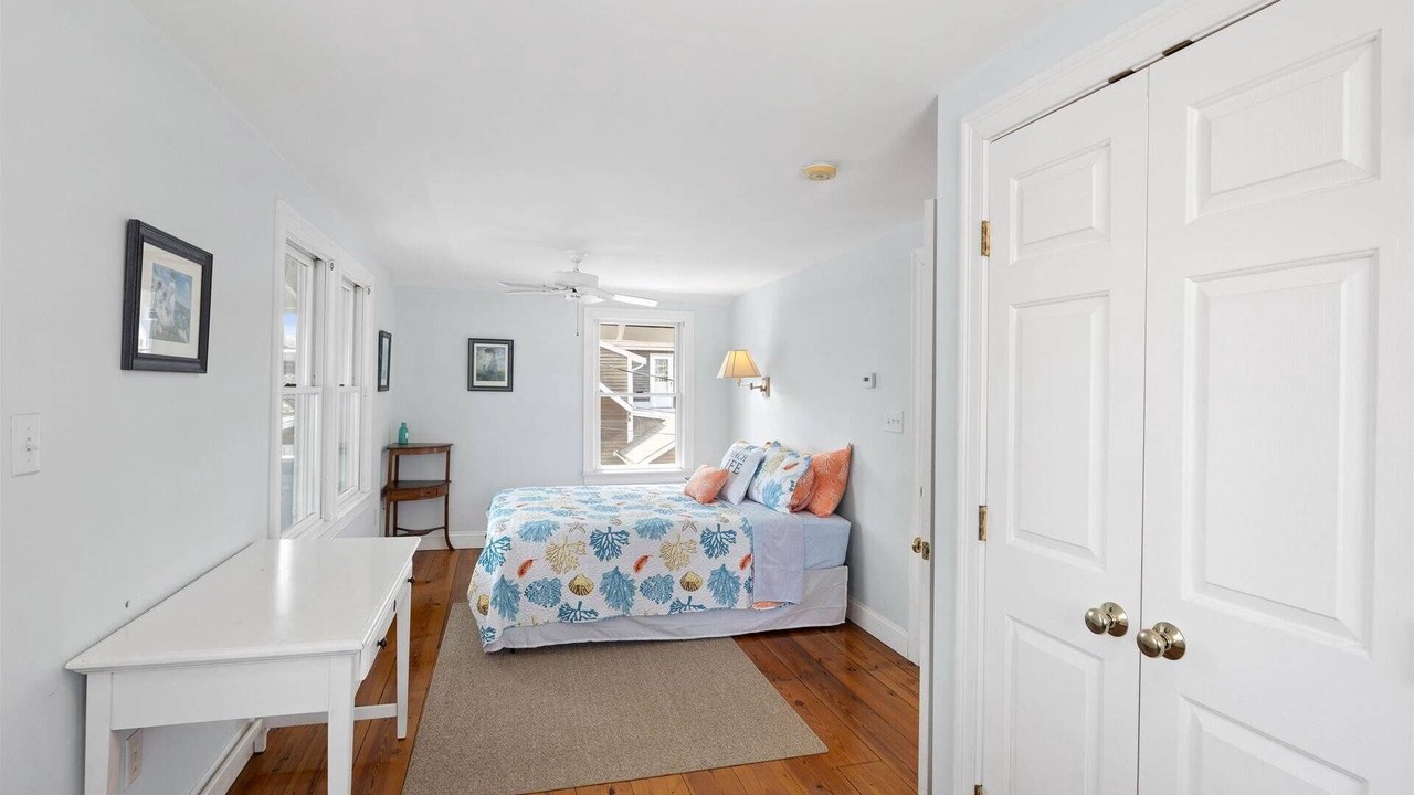 Photo of Bedroom in Minot