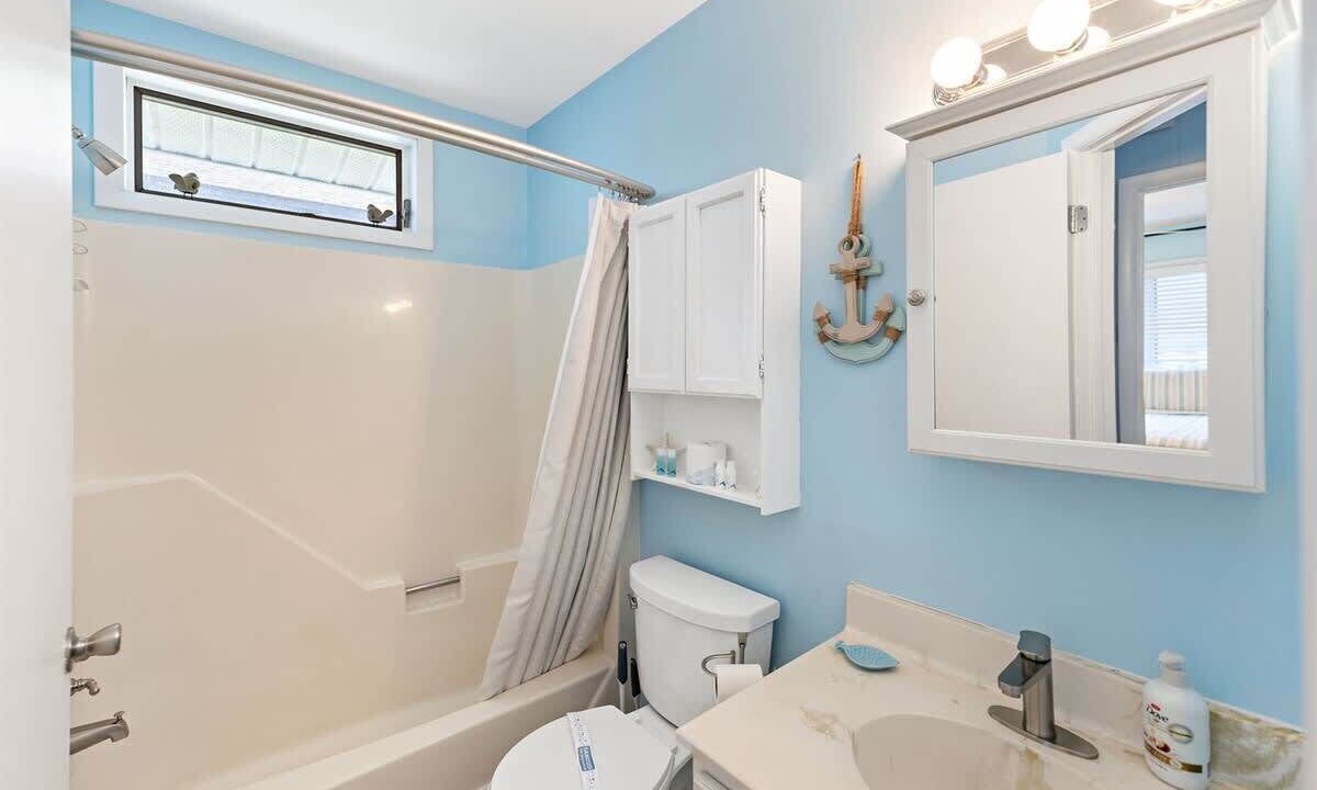 Photo of Bathroom in Little Salisbury