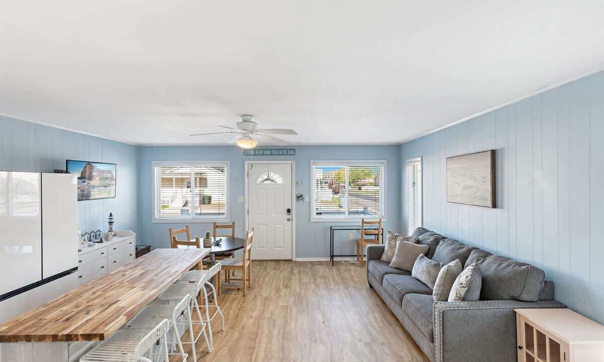 Photo of Livingroom in Little Salisbury