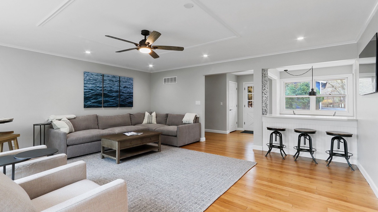 Photo of Bedroom in Williams Bay
