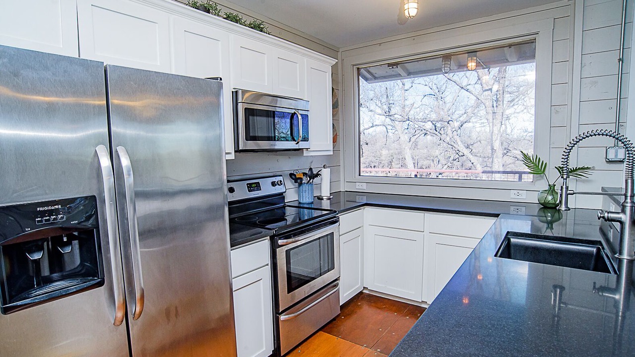 Photo of Kitchen in McQueeney