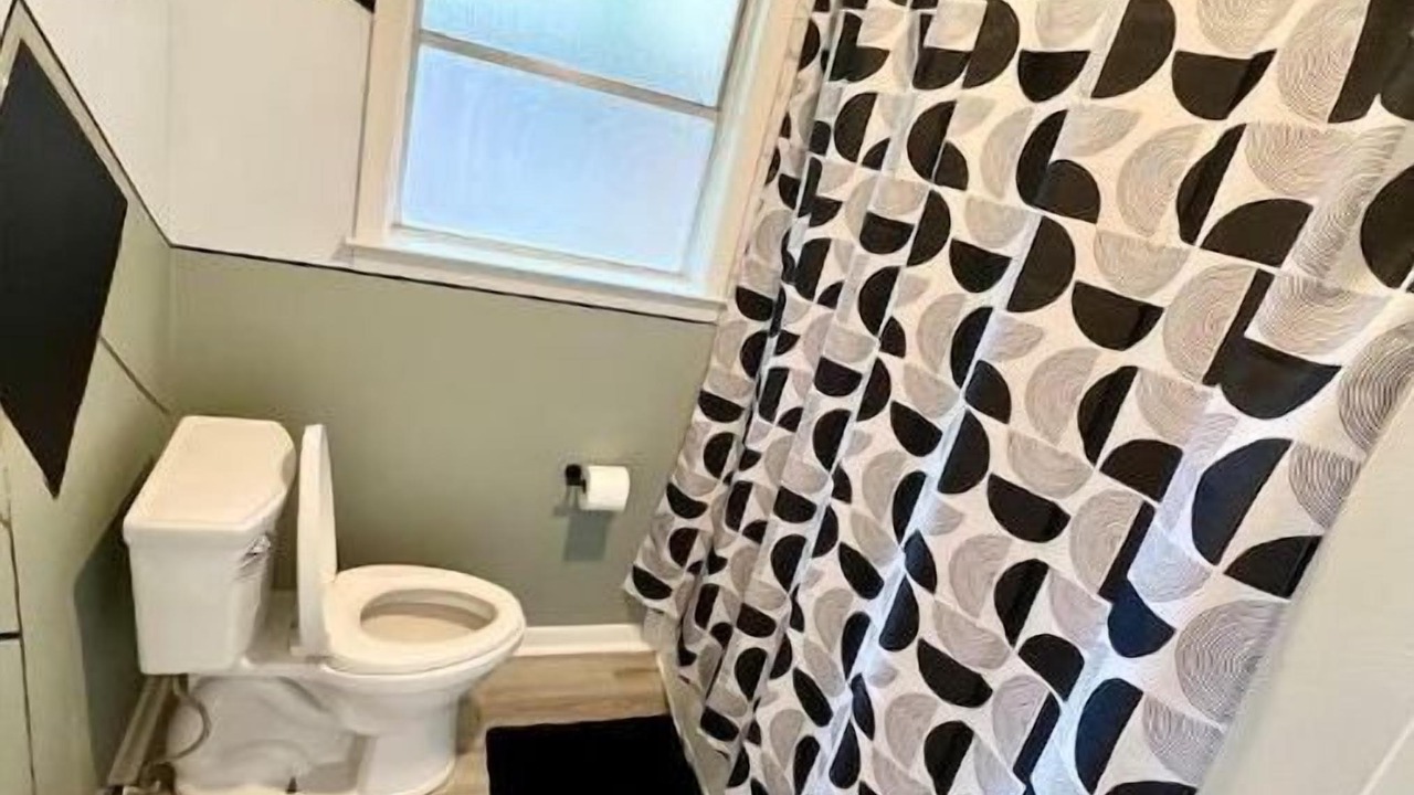 Photo of Bathroom in Pasadena