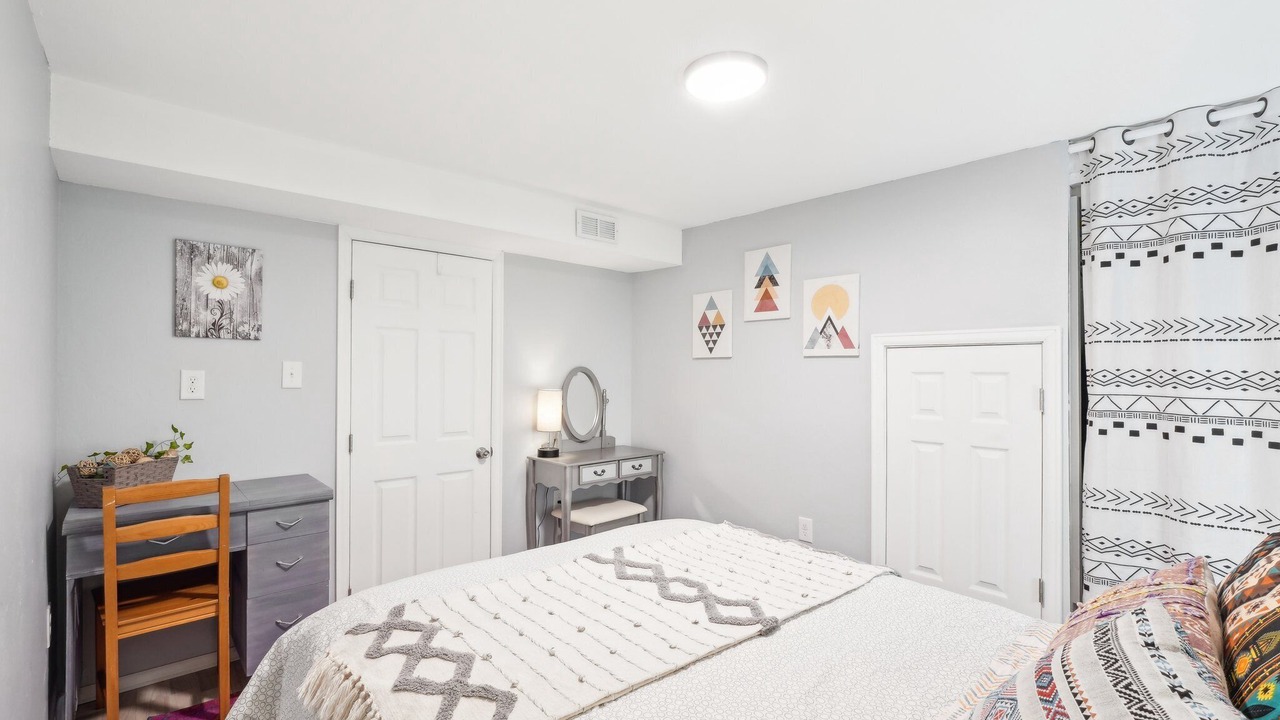 Photo of Bedroom in Lamar Heights Area