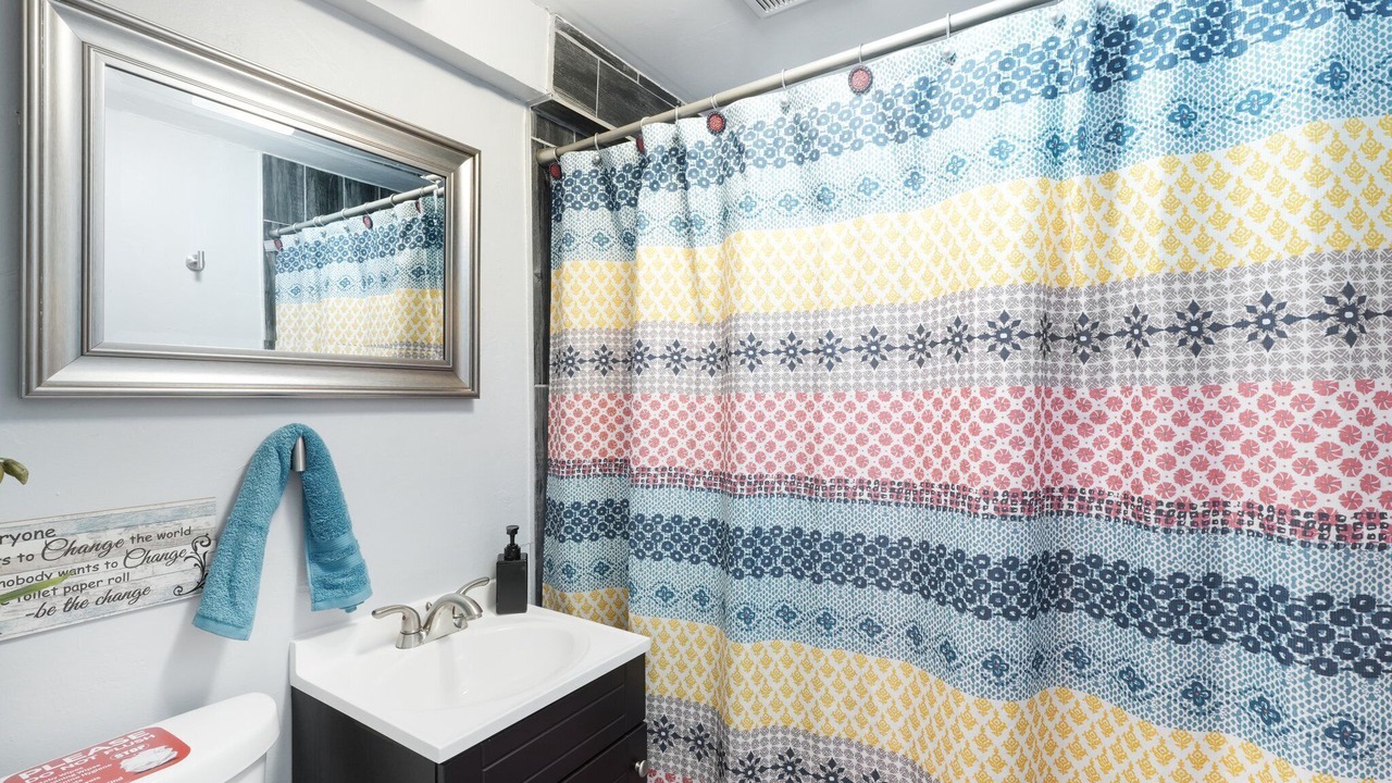 Photo of Bathroom in Lamar Heights Area