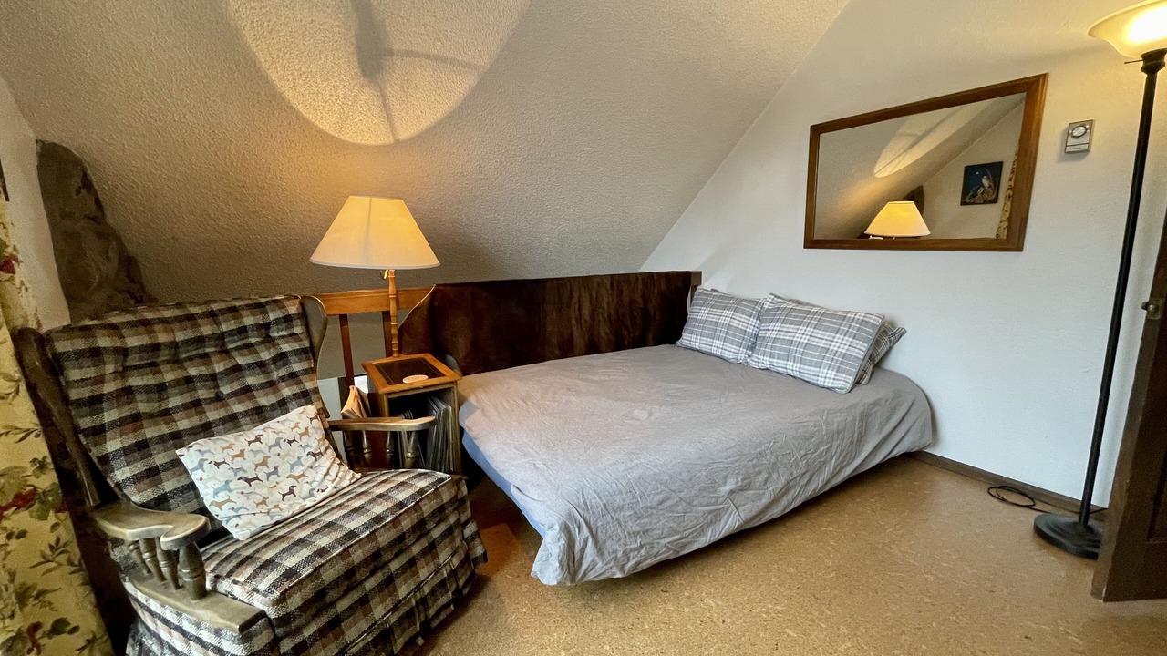 Photo of Bedroom in Coal Creek Canyon