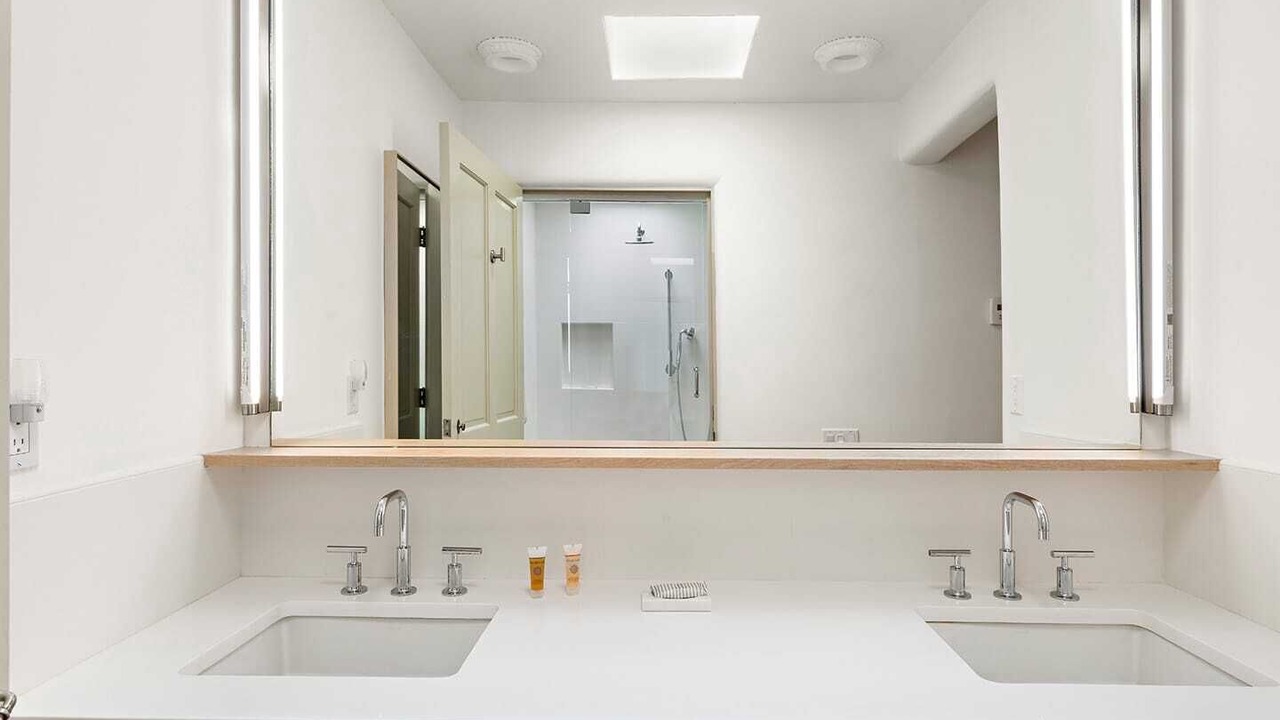 Photo of Bathroom in Quail Run