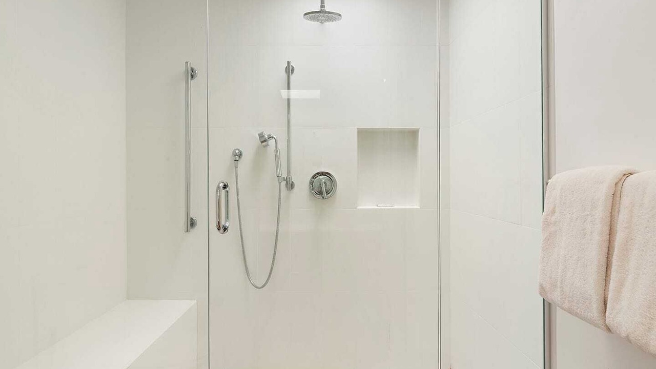 Photo of Bathroom in Quail Run