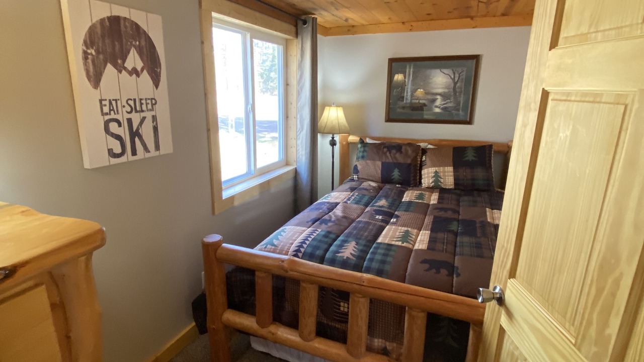 Photo of Bedroom in Ewen