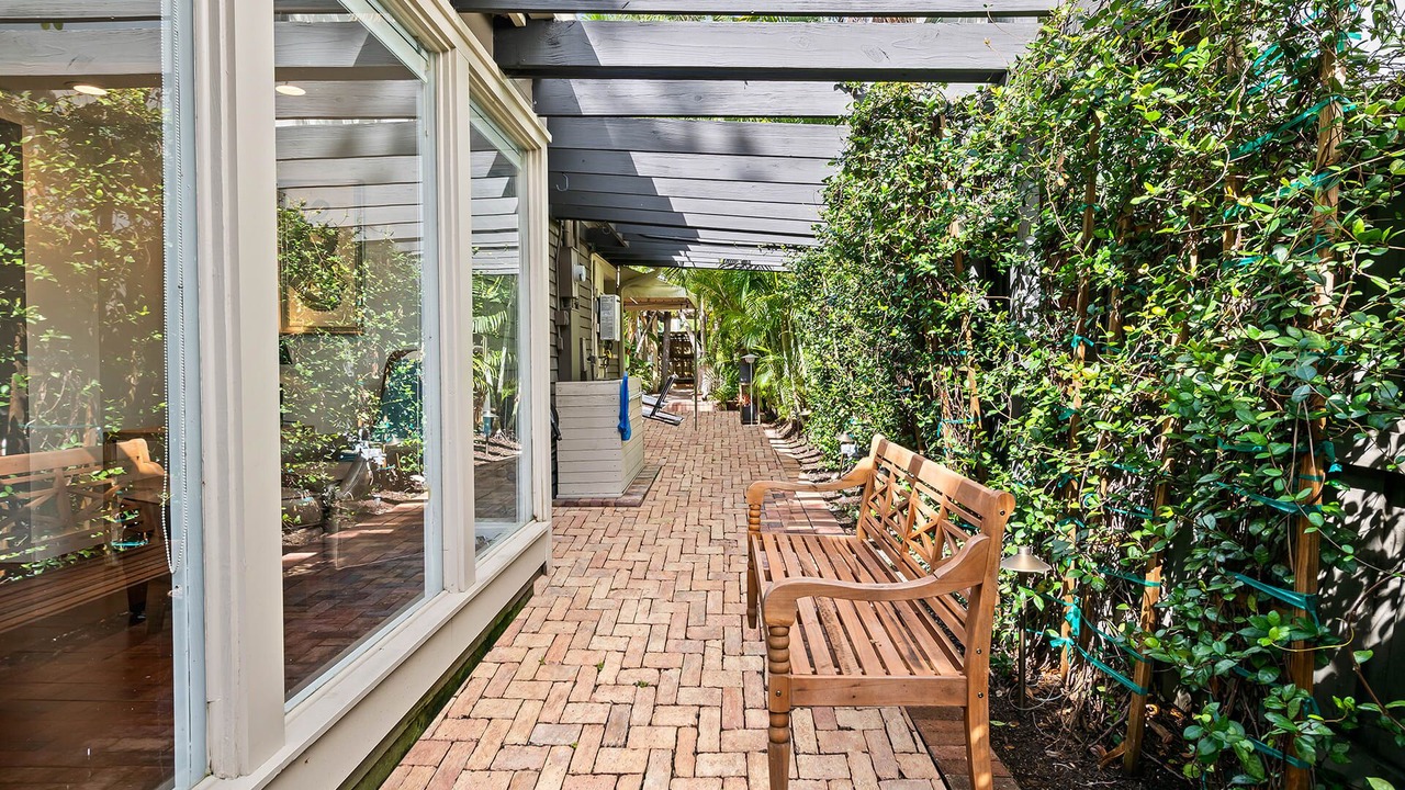 Photo of Patio Balcony in Victoria Park