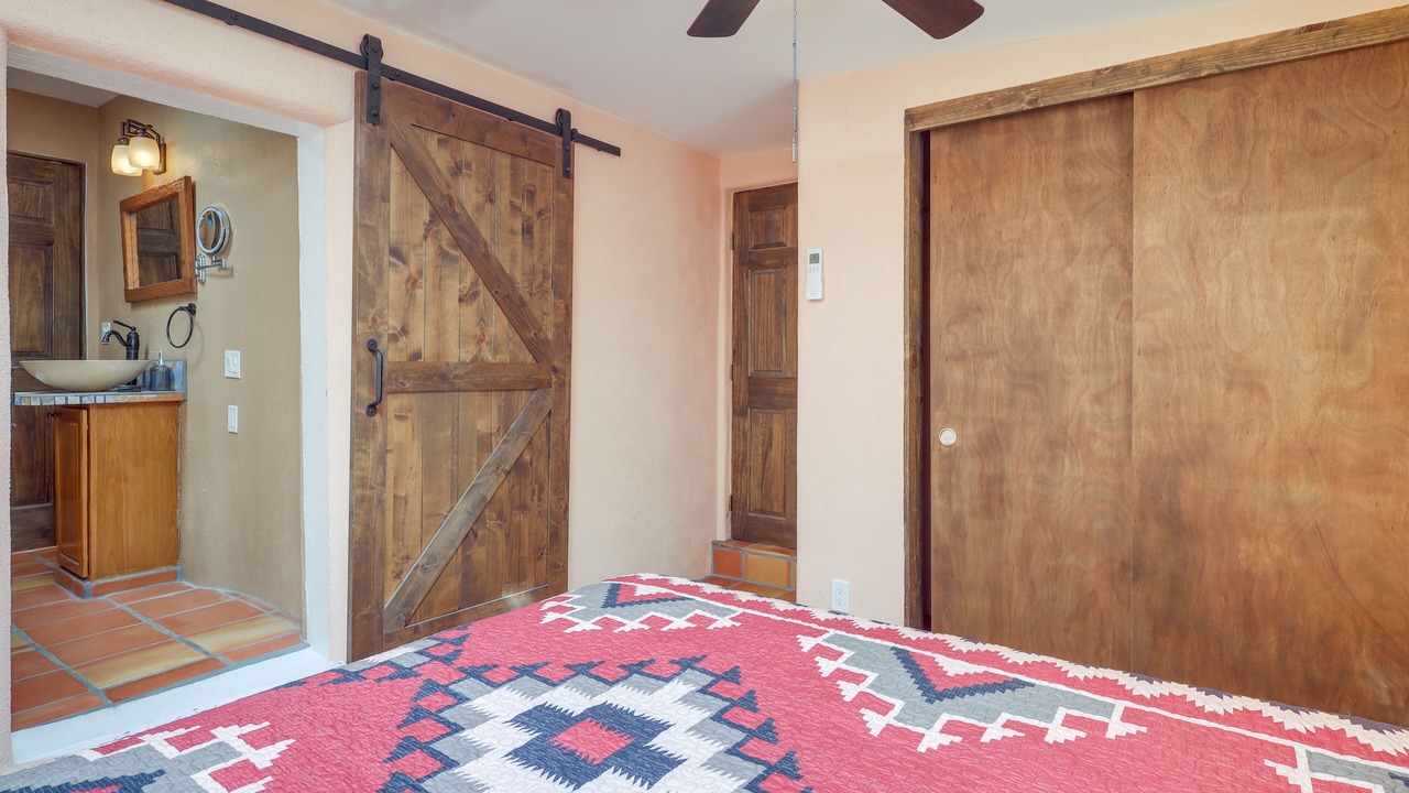 Photo of Bedroom in Nambe Pueblo