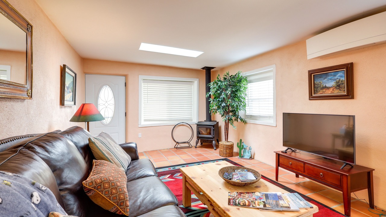 Photo of Livingroom in Nambe Pueblo