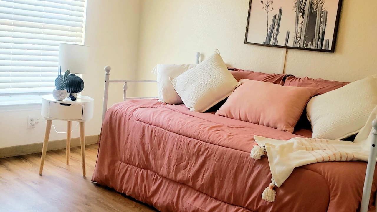 Photo of Bedroom in Alamogordo