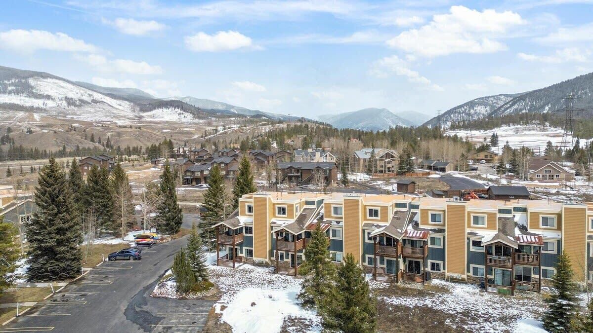 Photo of Outdoor in Summit Cove