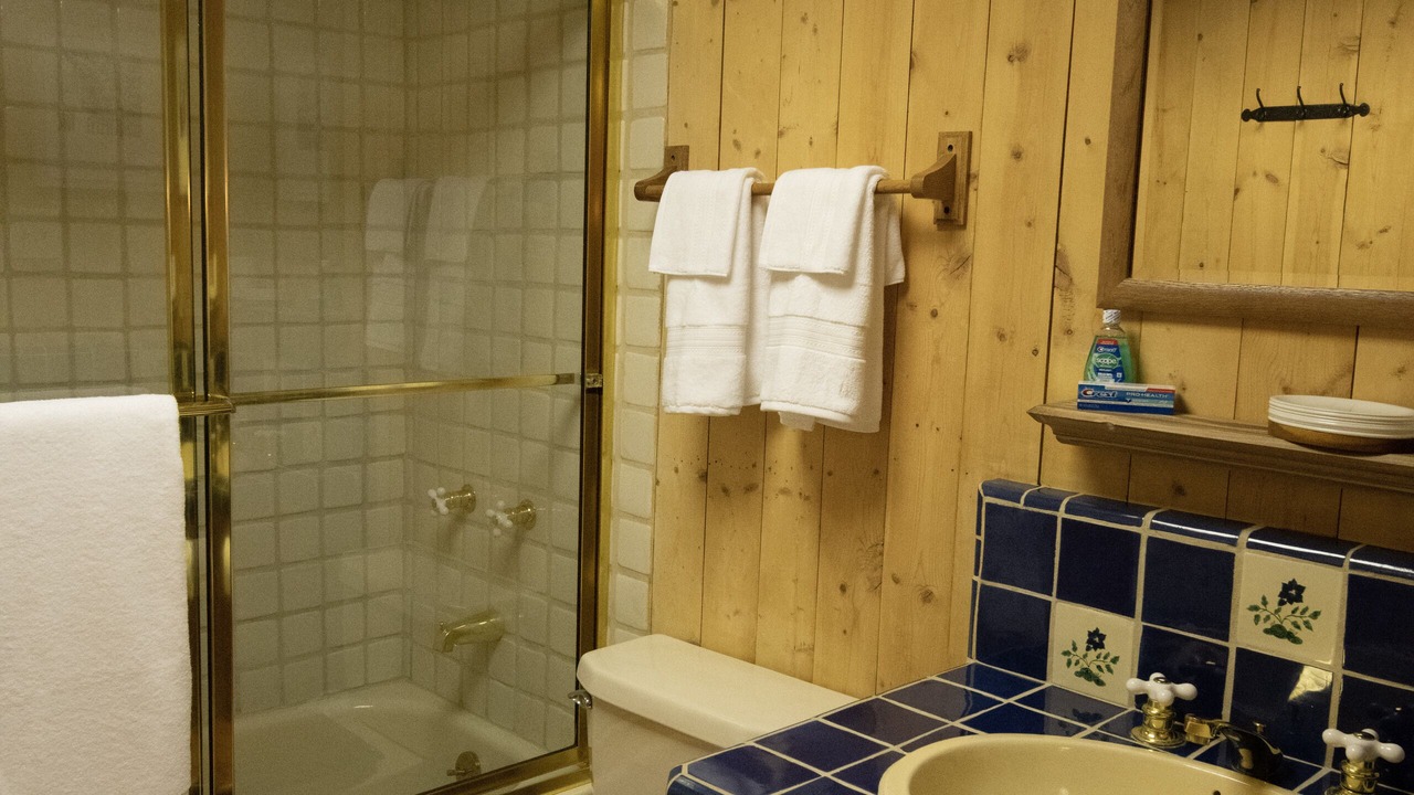 Photo of Bathroom in Morrison