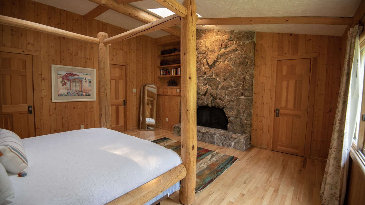 Photo of Bedroom in Morrison