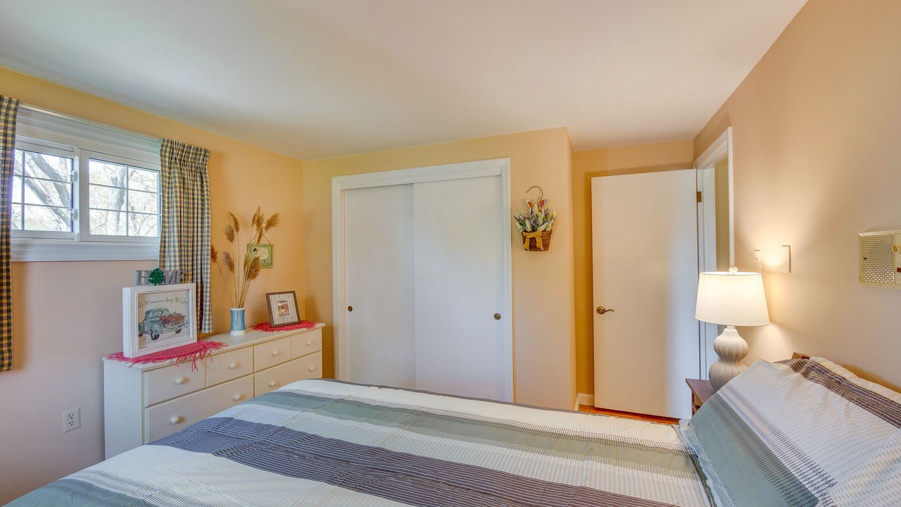 Photo of Bedroom in Leola