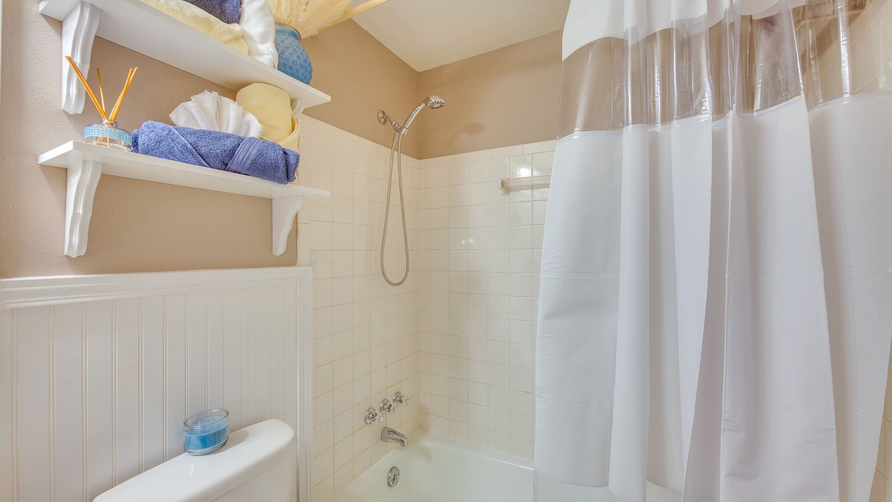 Photo of Bathroom in Leola
