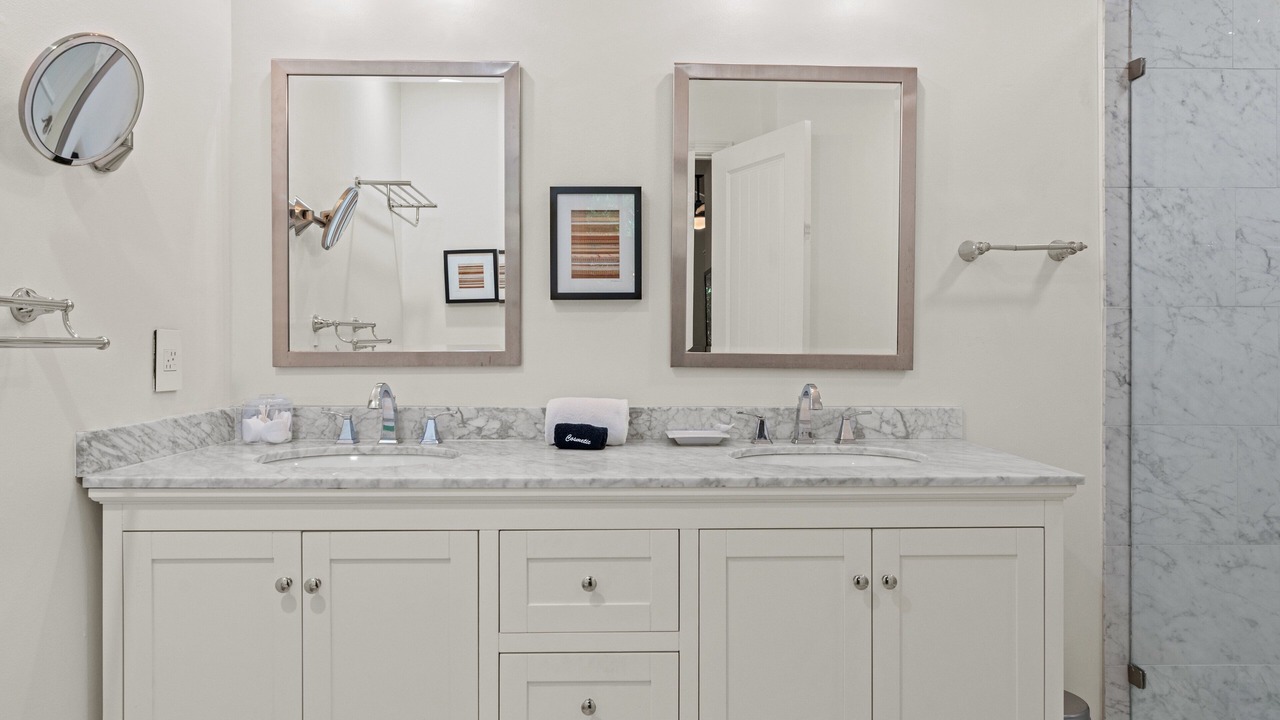 Photo of Bathroom in Lawton Woods