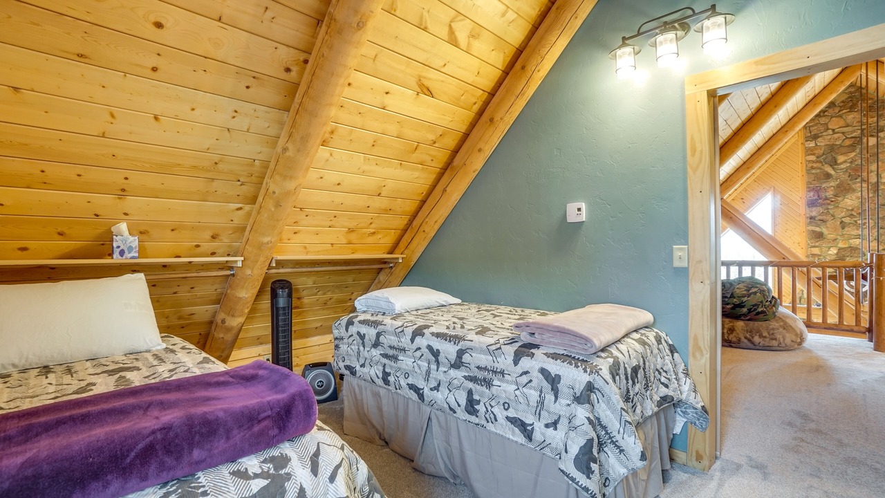 Photo of Bedroom in Crystal Lake