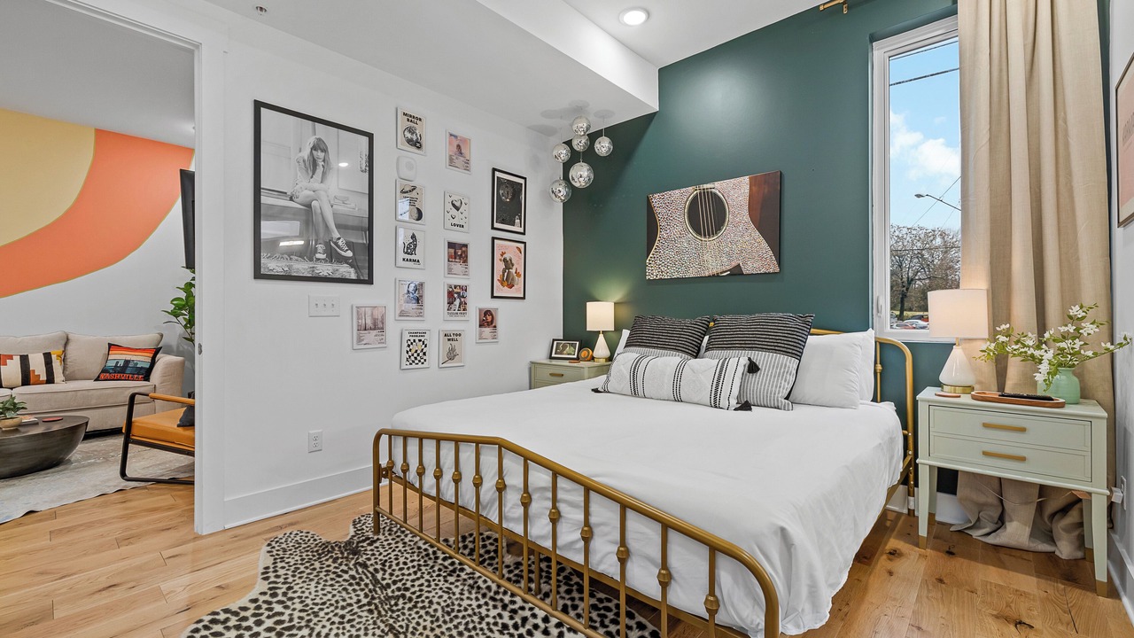 Photo of Bedroom in Inglewood