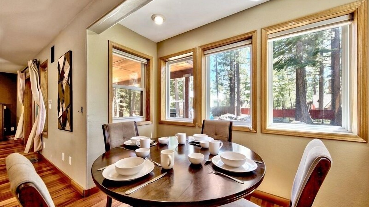 Photo of Bedroom in North Upper Truckee