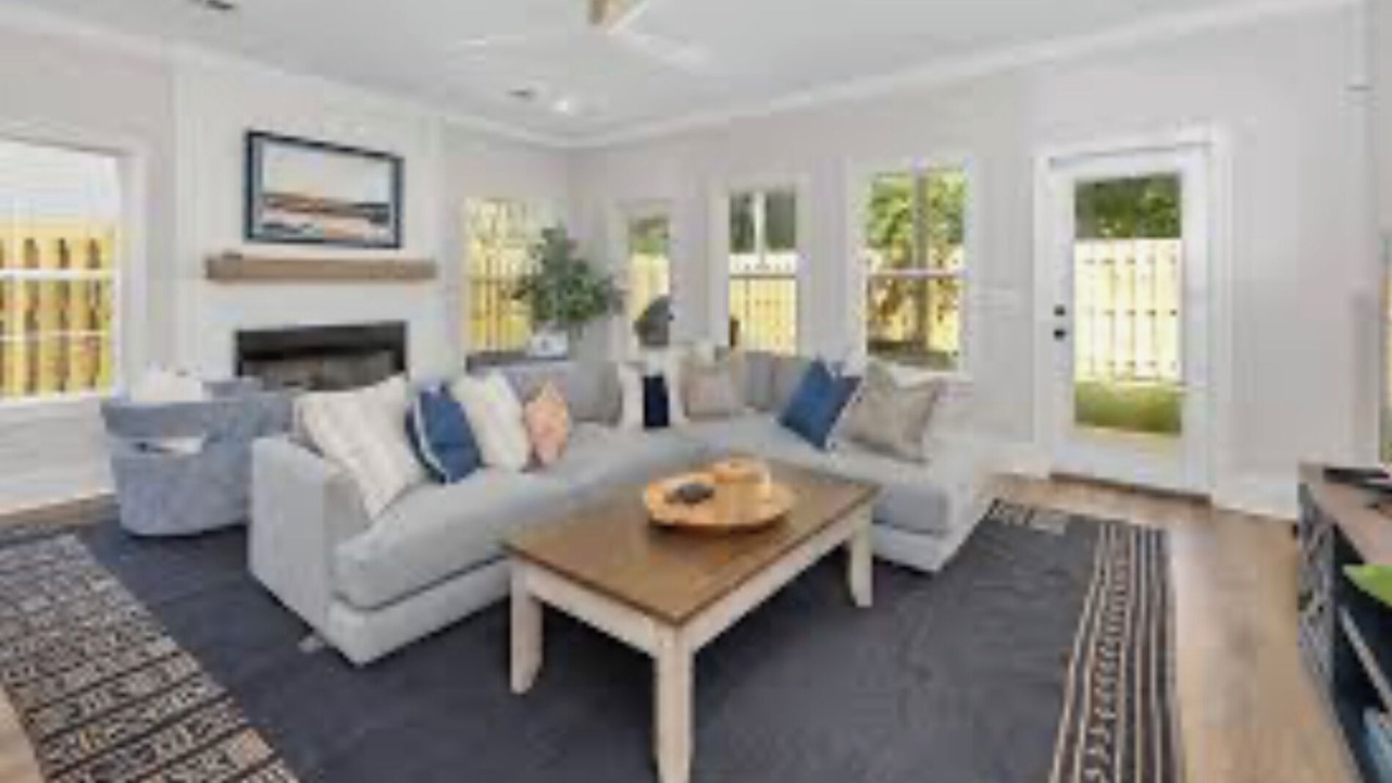 Photo of Livingroom in Saint Simons Heights