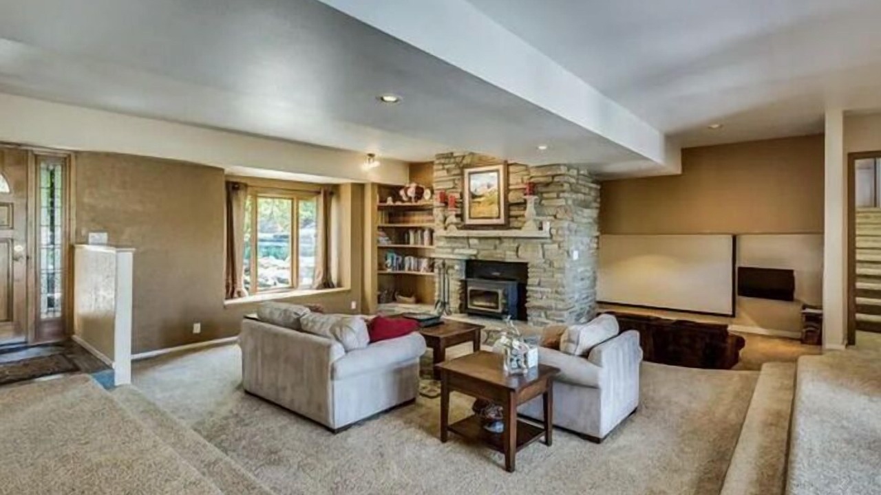 Photo of Livingroom in Longmont