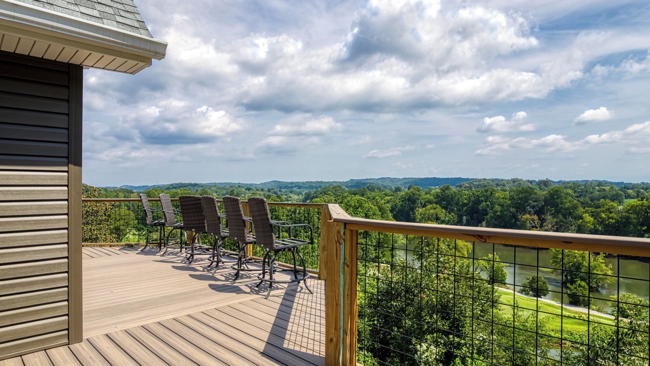 Photo of Patio Balcony in Kodak