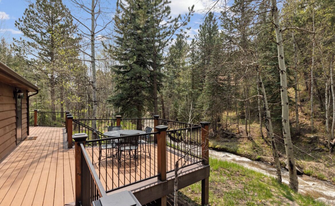 Photo of Outdoor in Drake
