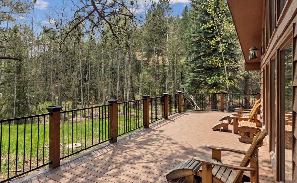 Photo of Patio Balcony in Drake