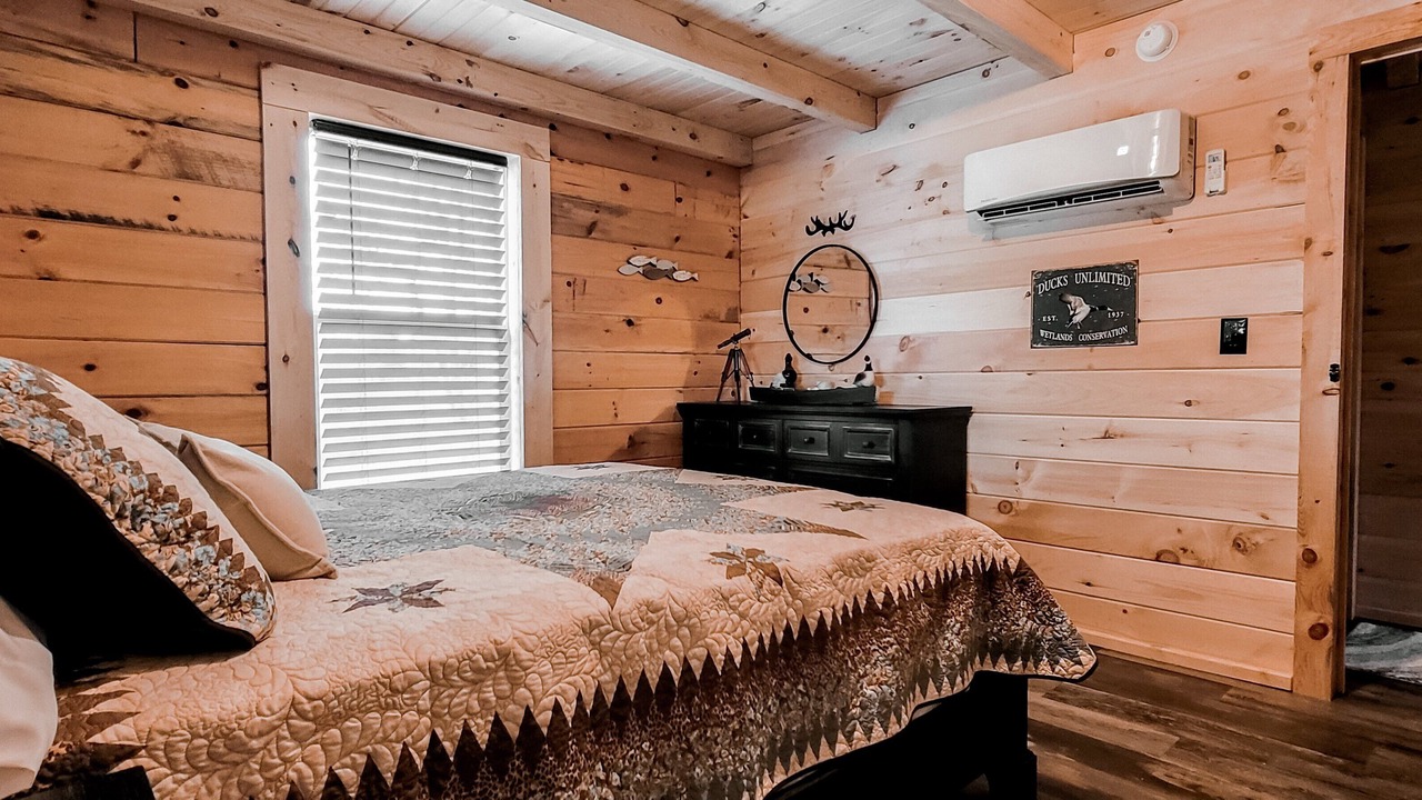Photo of Bedroom in Ten Mile