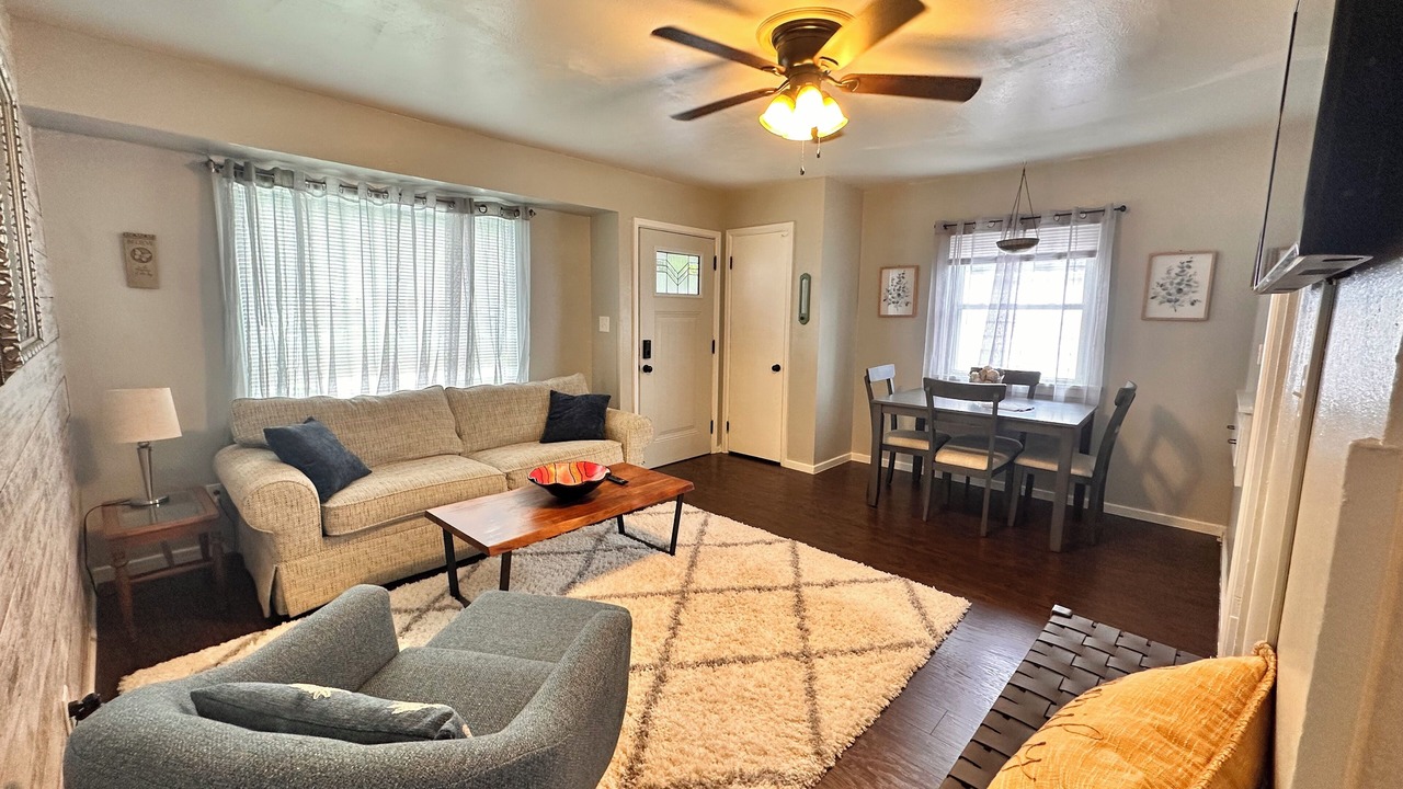 Photo of Livingroom in Toledo