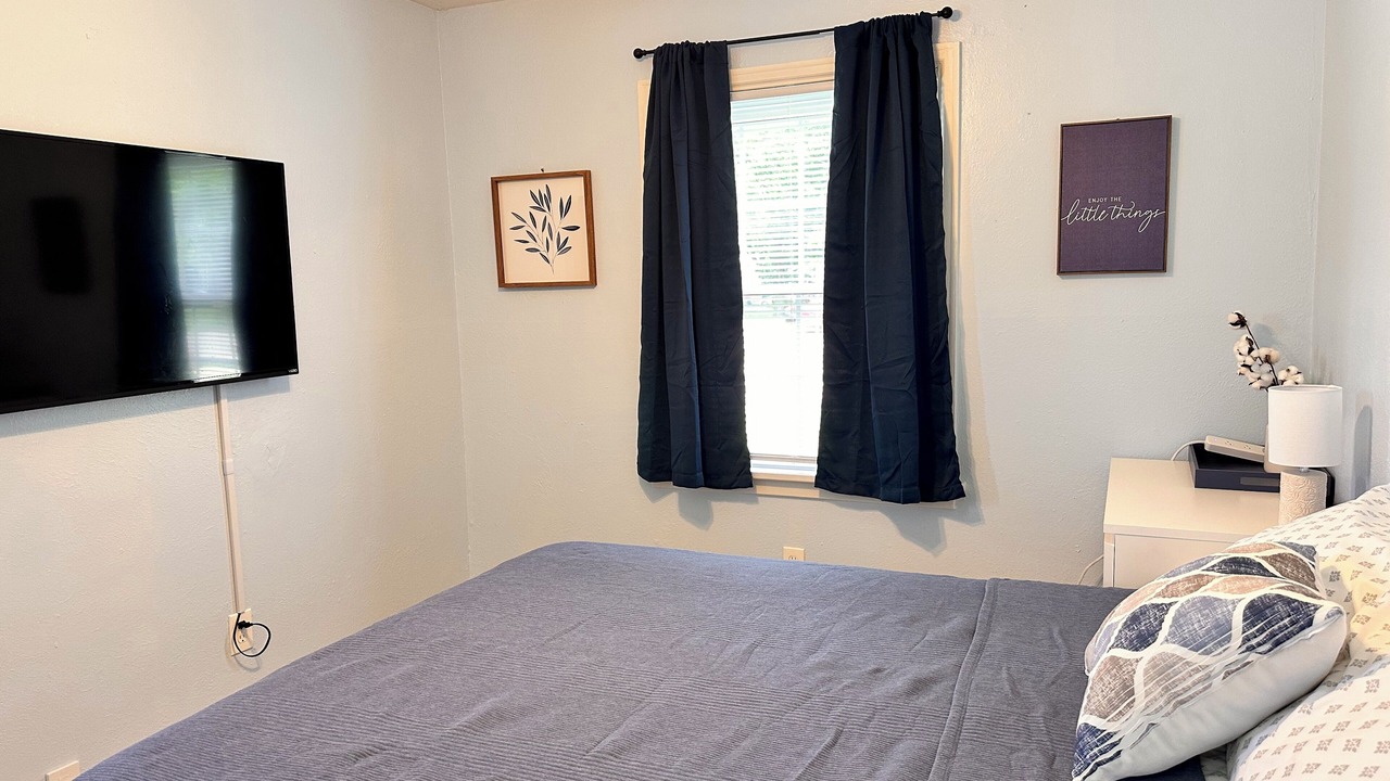 Photo of Bedroom in Toledo