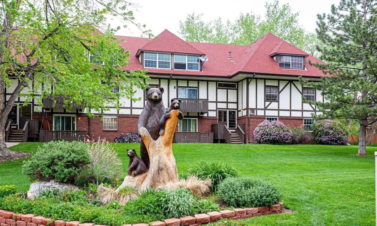 Photo of Outdoor in Glenwood Grove - North Iris