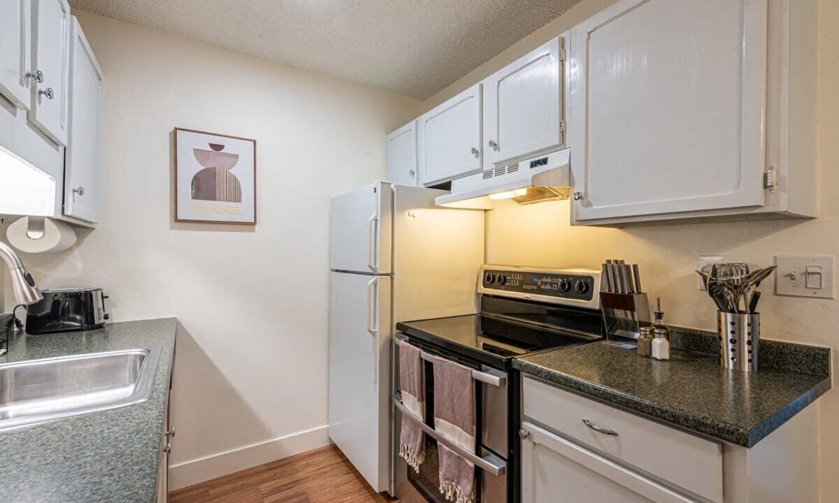 Photo of Kitchen in Glenwood Grove - North Iris