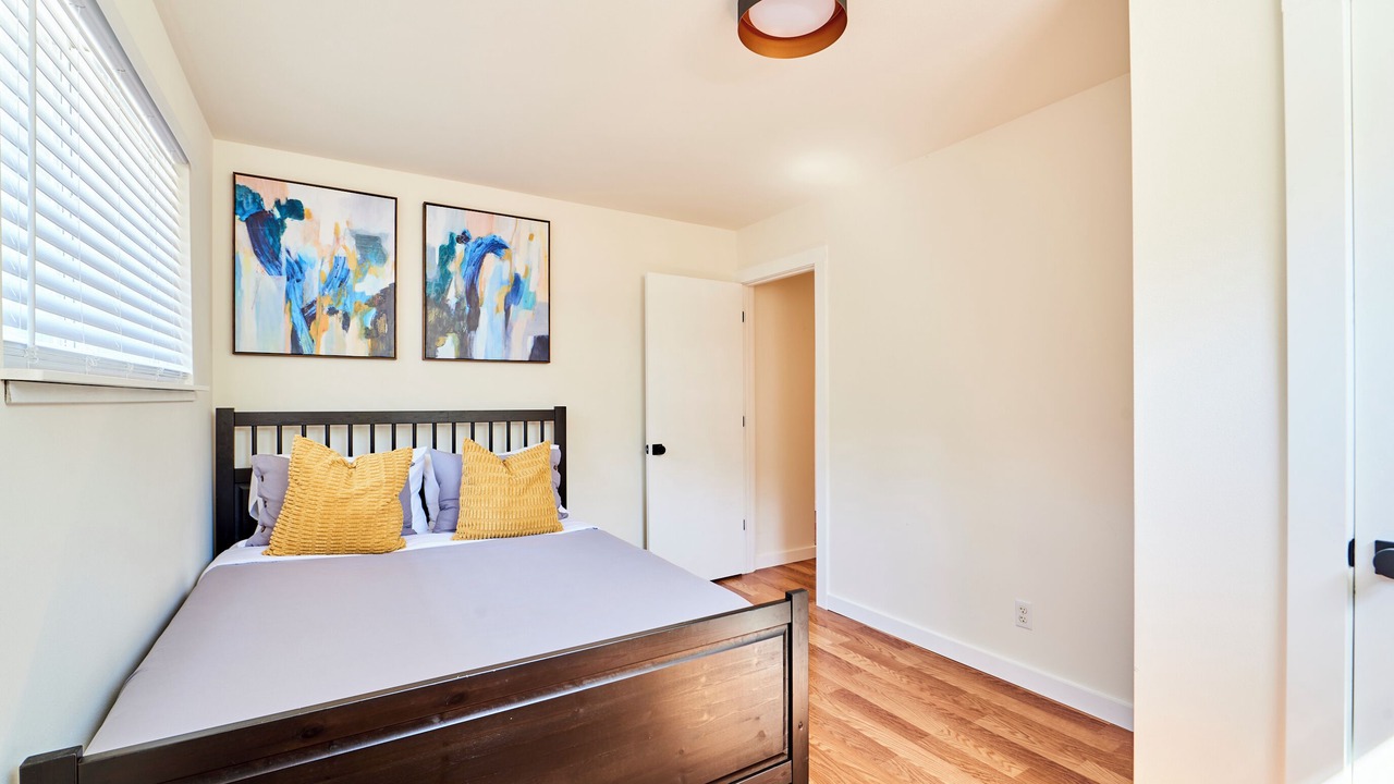 Photo of Bedroom in Everett