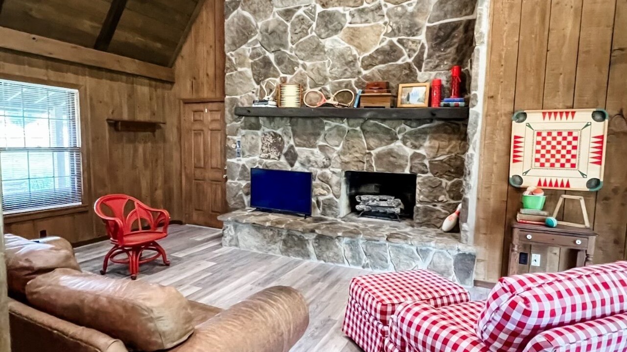 Photo of Livingroom in McMinnville