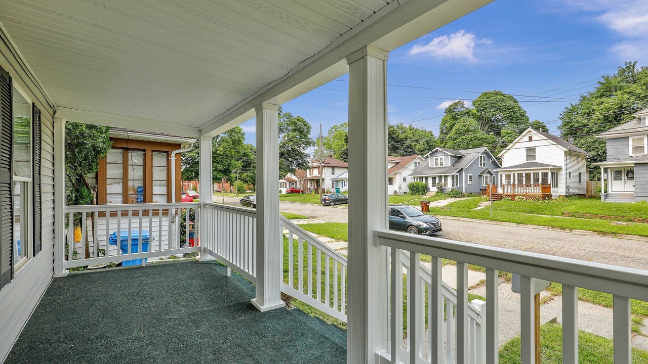 Photo of Outdoor in Lansing