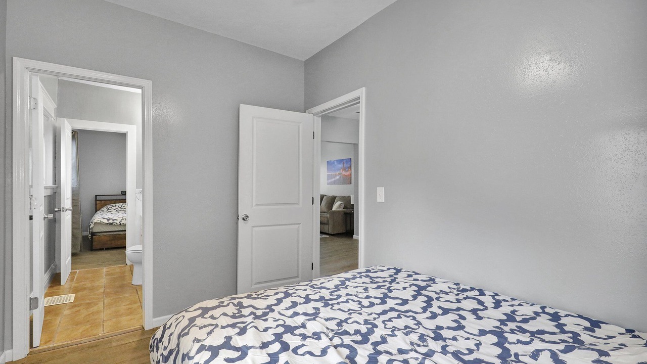 Photo of Bedroom in Lansing