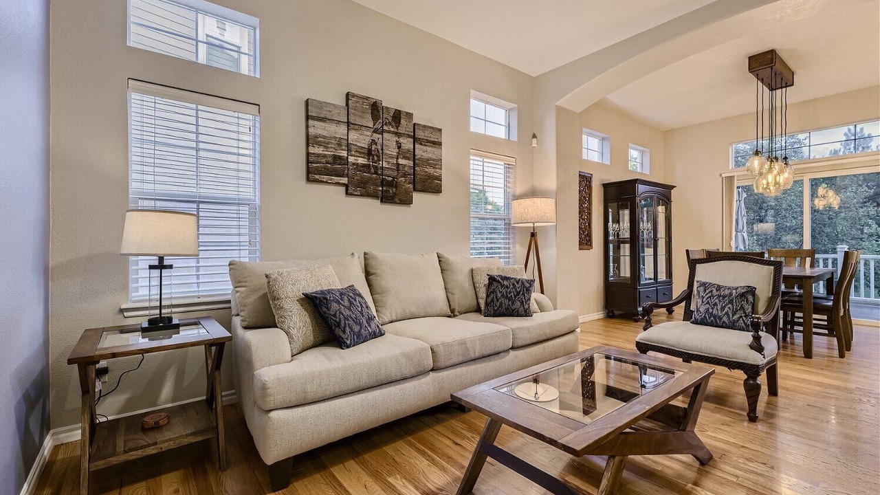 Photo of Livingroom in Southridge