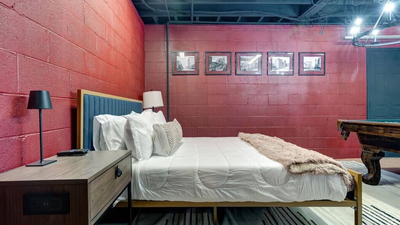 Photo of Bedroom in Crestline Heights