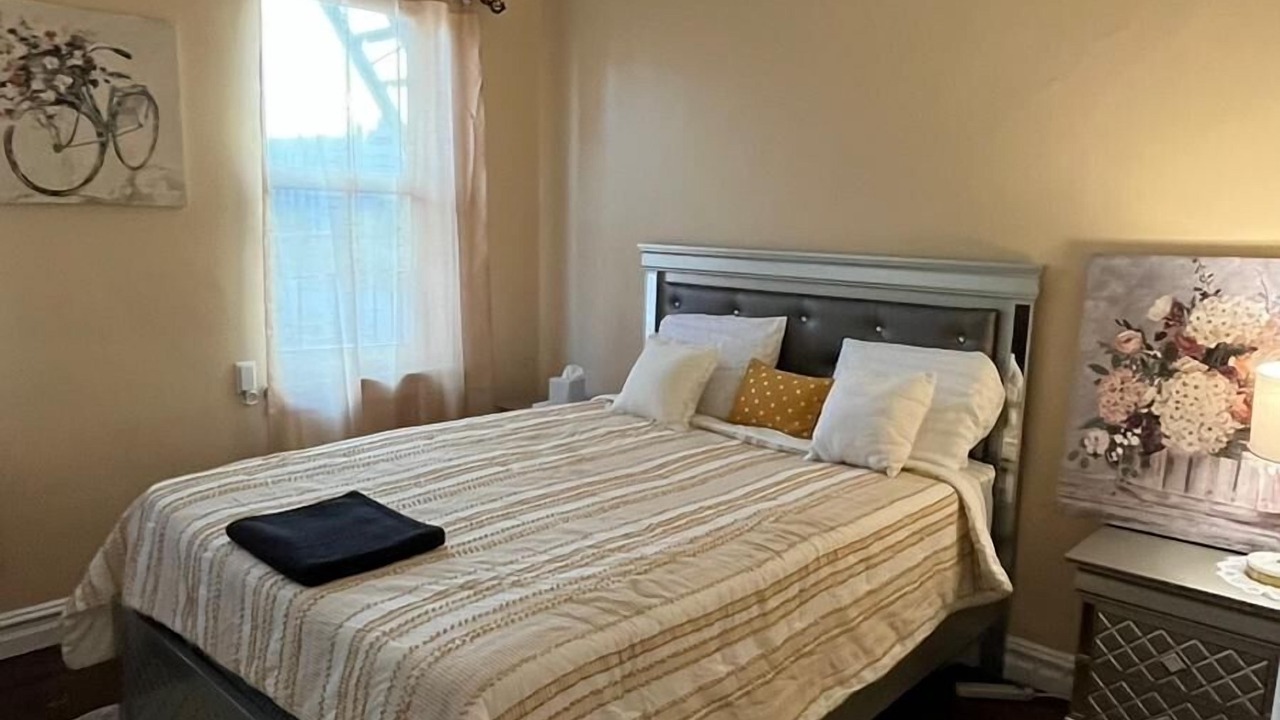 Photo of Bedroom in Fordham