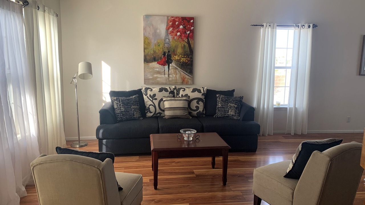 Photo of Livingroom in Rio Rancho